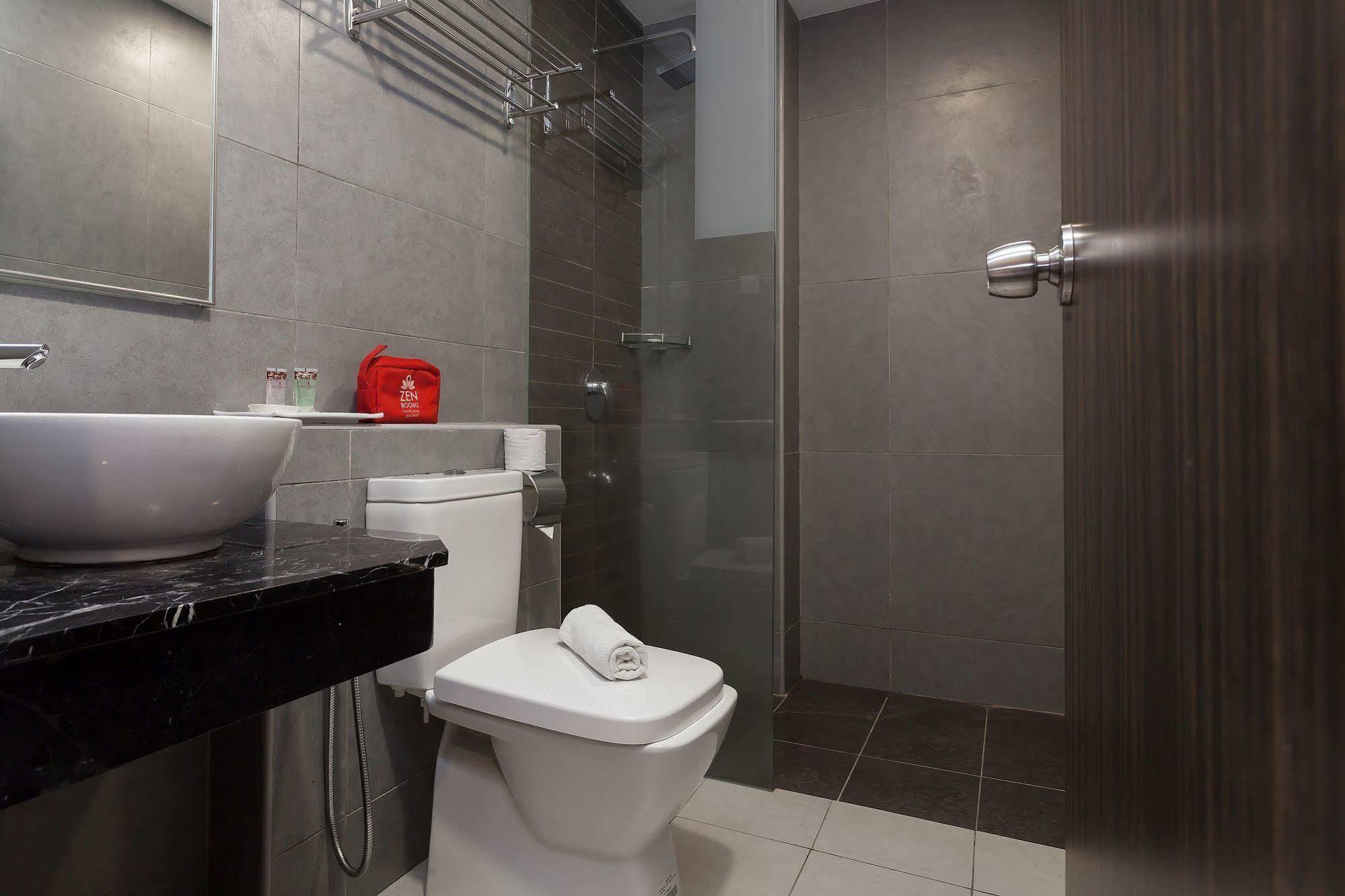 קואלה לומפור Zen Rooms Near Sogo מראה חיצוני תמונה